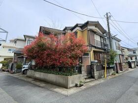 埼玉県草加市谷塚上町