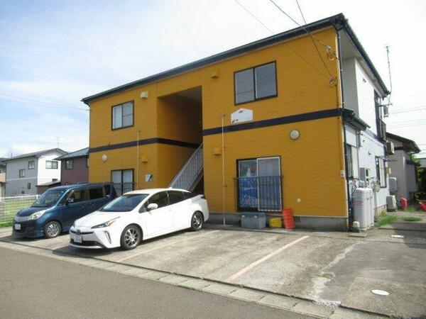 apartment 秋田県潟上市飯田川飯塚字塞ノ神
地図を見る