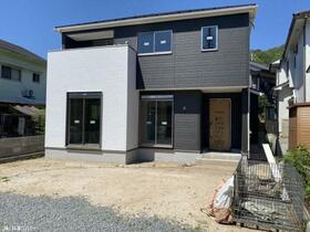 広島県呉市仁方本町１丁目