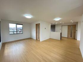 千葉県船橋市新高根３丁目