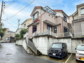 神奈川県平塚市片岡