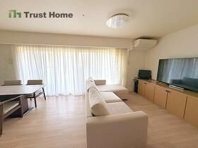 六甲アイランドＣＩＴＹ　Ｗ７Ｒｅｓｉｄｅｎｃｅ　１１番館