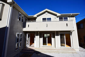 神奈川県平塚市めぐみが丘１丁目