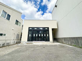 神奈川県藤沢市片瀬３丁目