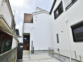 神奈川県茅ヶ崎市松が丘２丁目