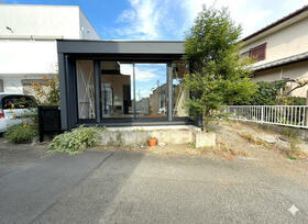 神奈川県藤沢市片瀬３丁目