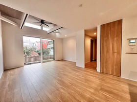 神奈川県高座郡寒川町小谷３丁目