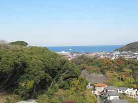 ラブリハイツ浦賀Ａ棟