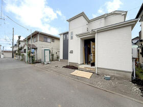 神奈川県藤沢市西富