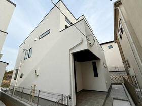 神奈川県鎌倉市手広４丁目