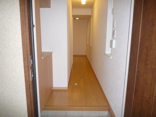 detached 東京都品川区旗の台１丁目

地図を見る