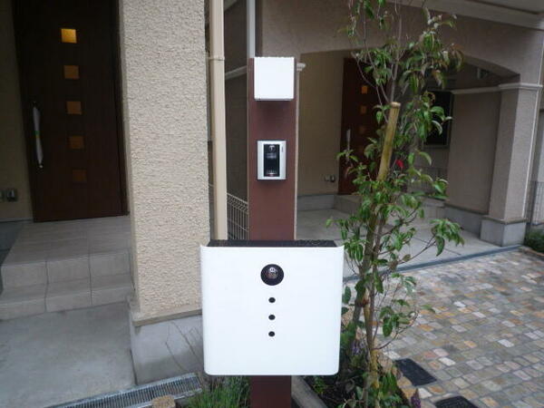 detached 東京都品川区旗の台１丁目

地図を見る