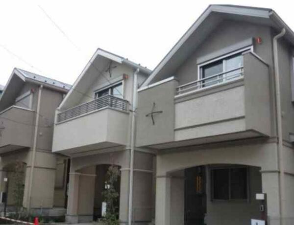 detached 東京都品川区旗の台１丁目

地図を見る