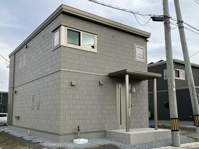 青森県八戸市大字尻内町字中根市