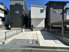愛知県岡崎市上地５丁目