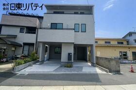 広島県安芸郡坂町横浜東１丁目