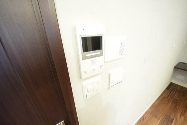 detached 東京都稲城市坂浜４丁目

地図を見る