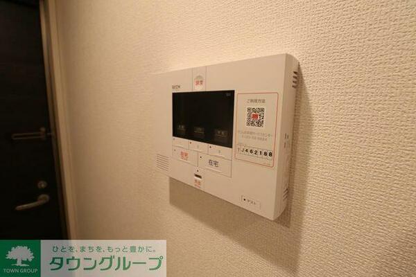 apartment 埼玉県三郷市幸房
地図を見る