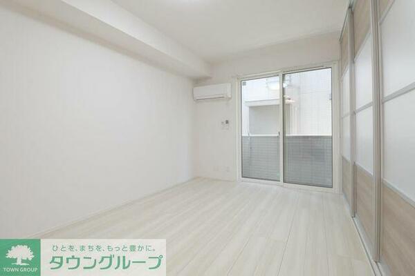 apartment 埼玉県三郷市幸房
地図を見る