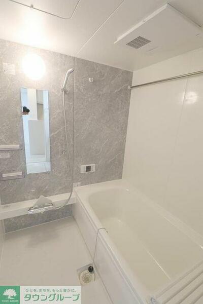 apartment 埼玉県三郷市幸房
地図を見る