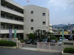 広島県広島市佐伯区薬師が丘4丁目