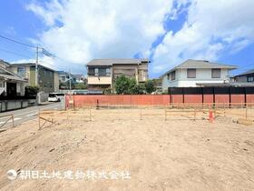 神奈川県横浜市金沢区六浦３丁目