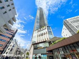 安心を買うなら、朝日土地建物へ　ザ・ヨコハマフロントタワー
