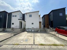 愛知県知多郡武豊町字鹿ノ子田２丁目