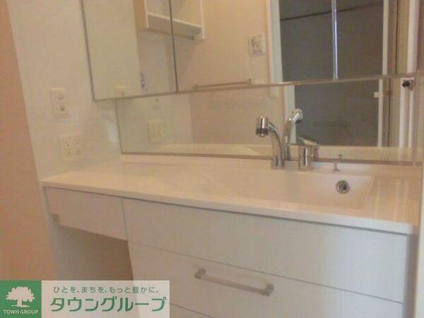 apartment 埼玉県朝霞市宮戸１丁目
地図を見る