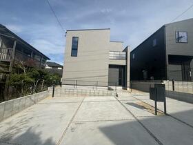 愛知県半田市白山町４丁目