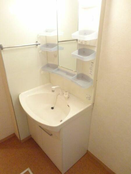 detached 東京都調布市深大寺東町４丁目

地図を見る