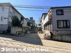 神奈川県横浜市金沢区富岡東６丁目