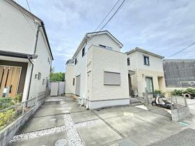 大阪府泉南郡熊取町大久保中３丁目