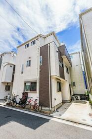 神奈川県横浜市金沢区富岡東1丁目