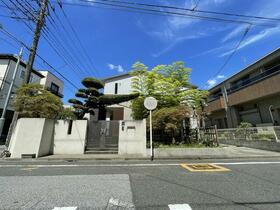 埼玉県戸田市中町１丁目