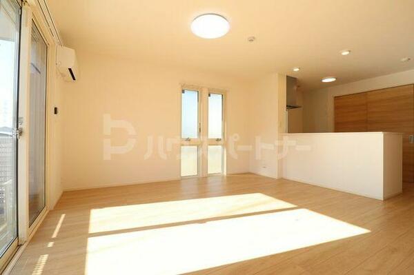 apartment 埼玉県八潮市大字南川崎
地図を見る