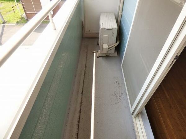 detached 東京都府中市日新町２丁目

地図を見る