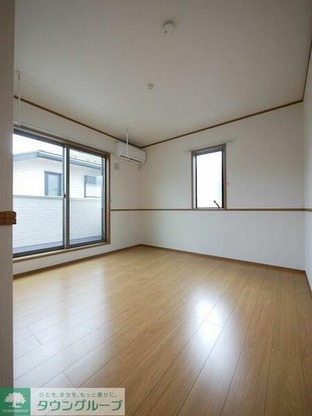 detached 東京都国立市中２丁目

地図を見る