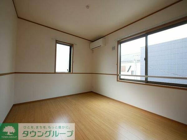 detached 東京都国立市中２丁目

地図を見る