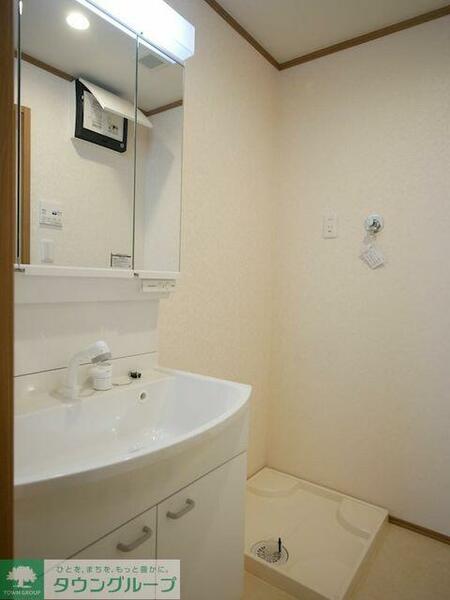 detached 東京都国立市中２丁目

地図を見る