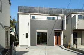 東京都八王子市大和田町３丁目