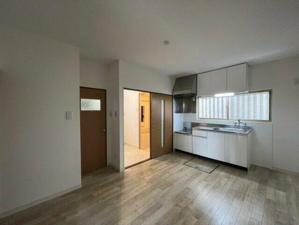 detached 東京都武蔵村山市榎２丁目

地図を見る