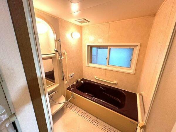 detached 秋田県秋田市広面字赤沼

地図を見る