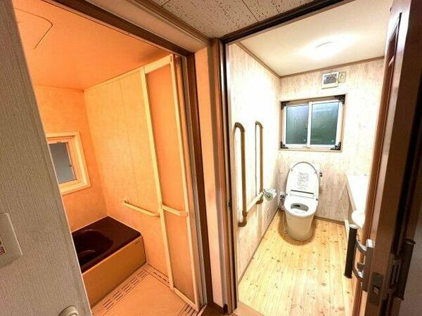 detached 秋田県秋田市広面字赤沼

地図を見る