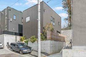 神奈川県綾瀬市小園