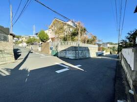 神奈川県鎌倉市西鎌倉２丁目