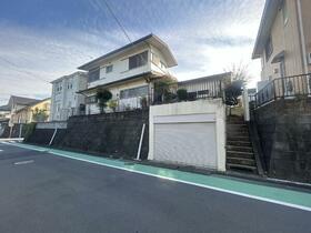 神奈川県横浜市金沢区富岡西５丁目