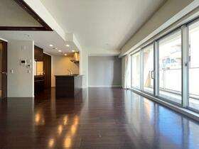 ザ・パークハウス東山レジデンス