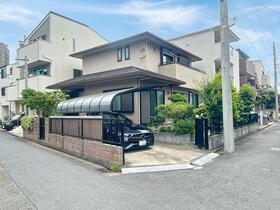 神奈川県川崎市幸区塚越１丁目