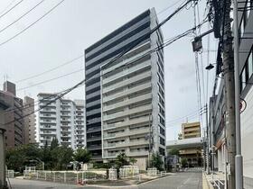 ローレルアイ泉